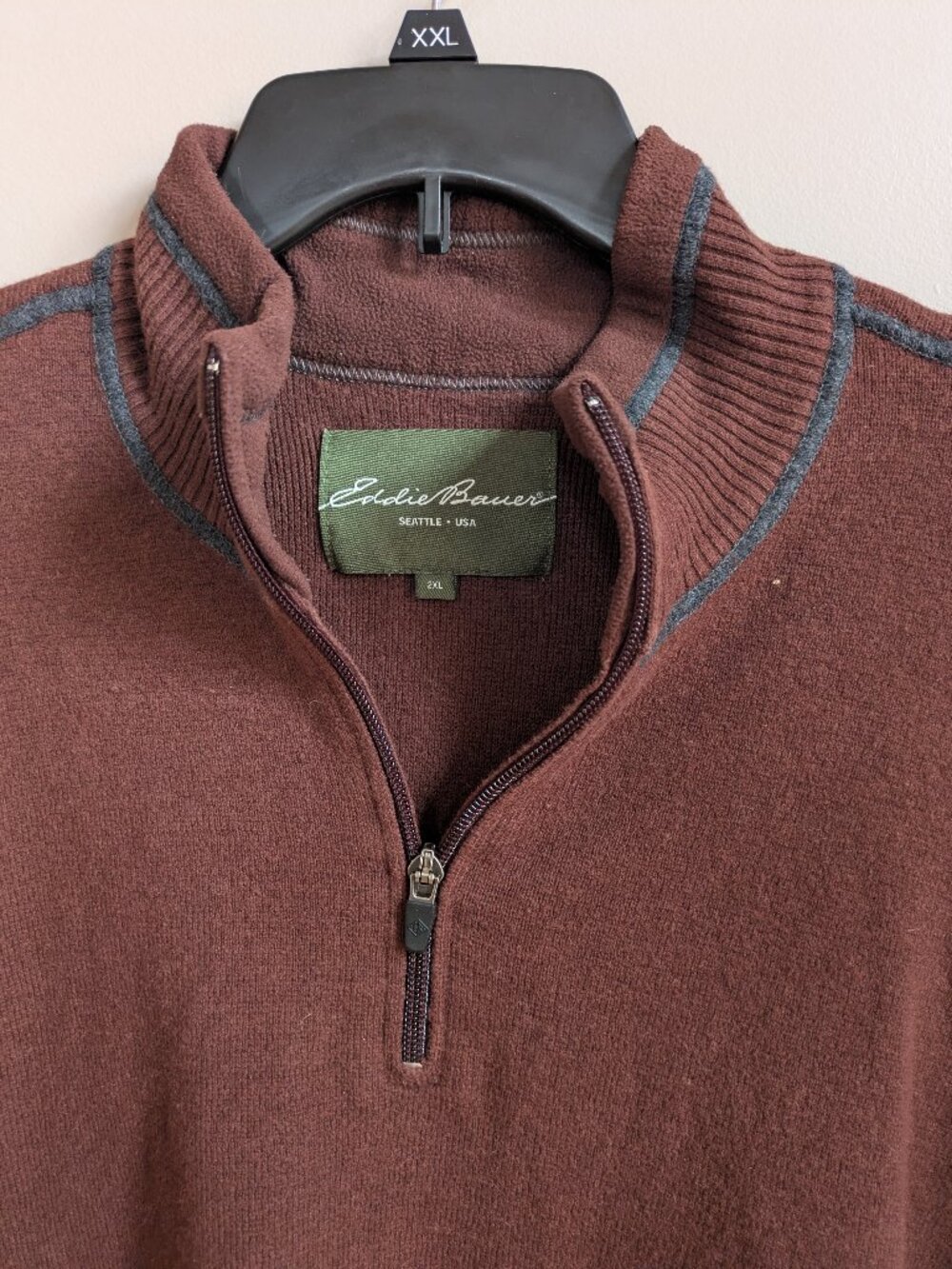 EDDIE BAUER Men’s Long Sleeved 1/4 Zip Pullover. Size 2XL. Burgundy navy #450